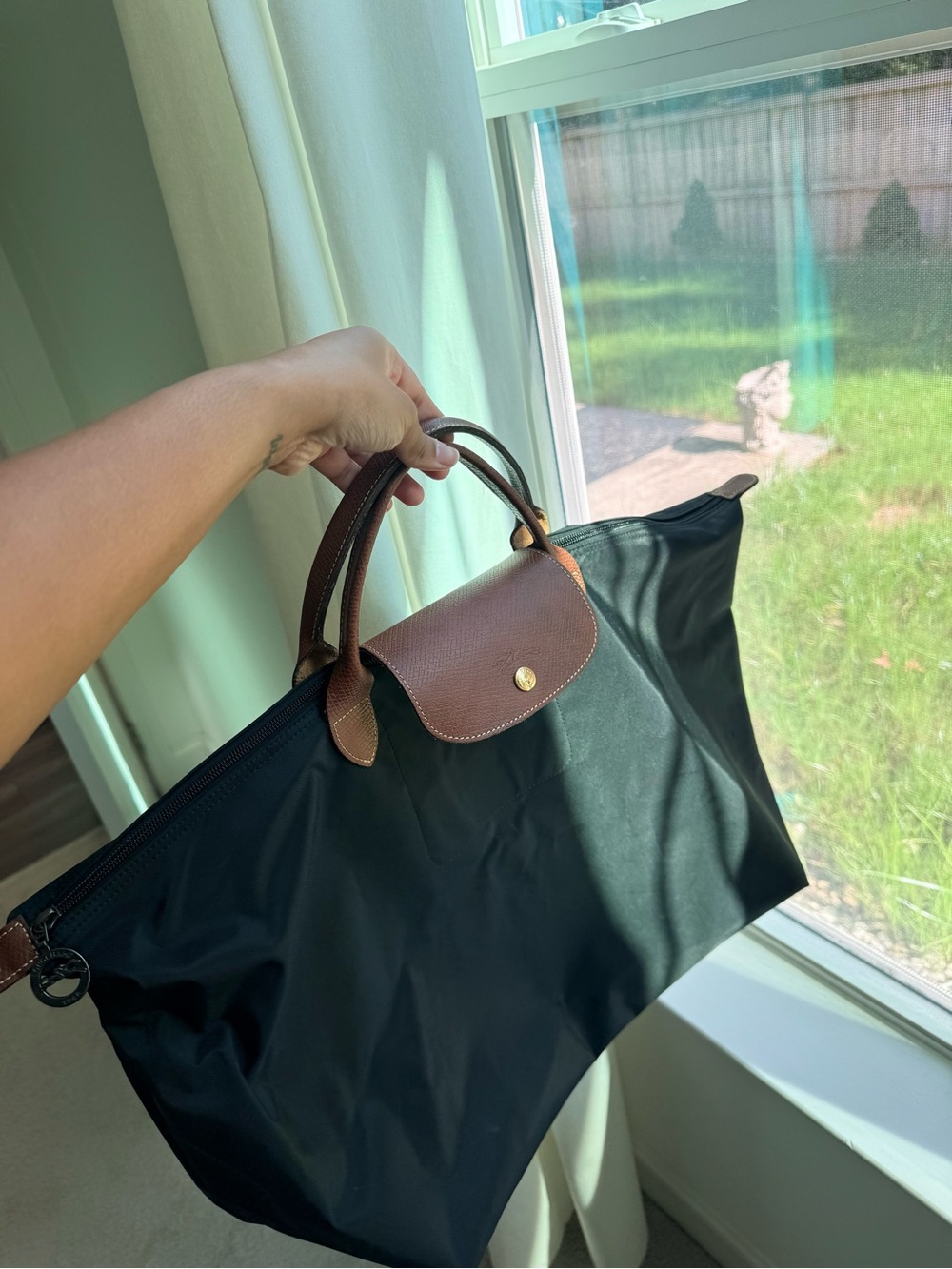 Longchamp large bag Le Pilage- LIKE NEW (black) - Picture 1 of 3